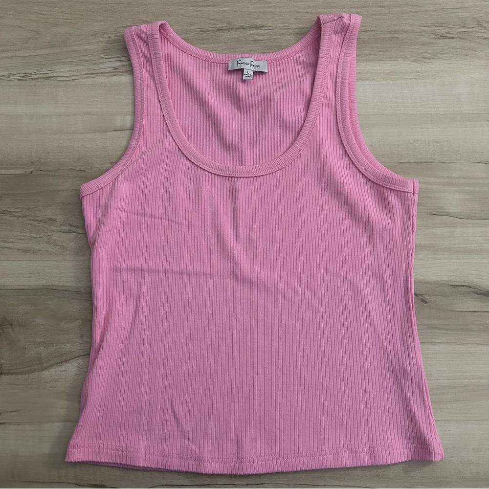Faded Rose Tank Top Pink Size Large